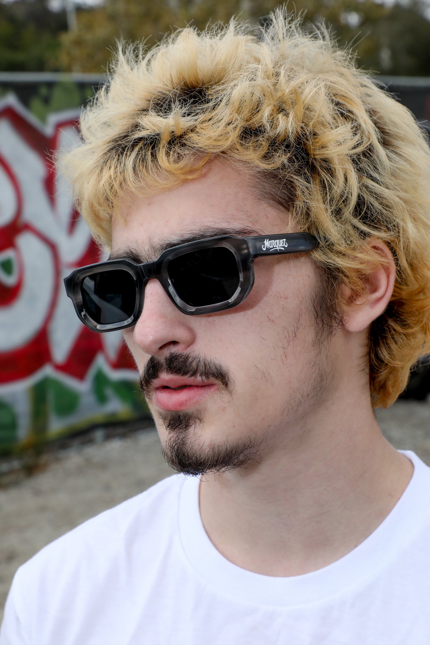 Marquez Classic Frame Sunglasses (Grey Dark)